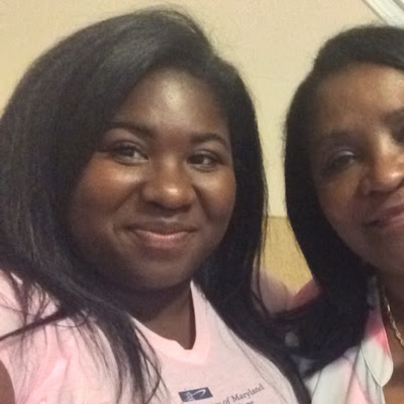 Meet your Posher, Naomi - Picture 1 of 1